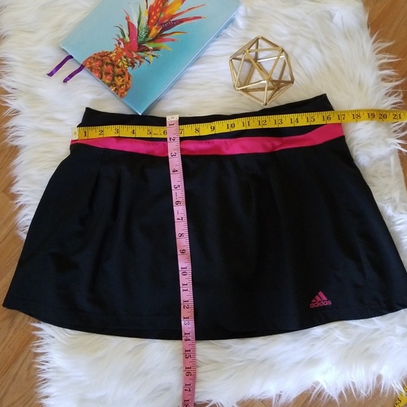 Adidas skort - Picture 3 of 8